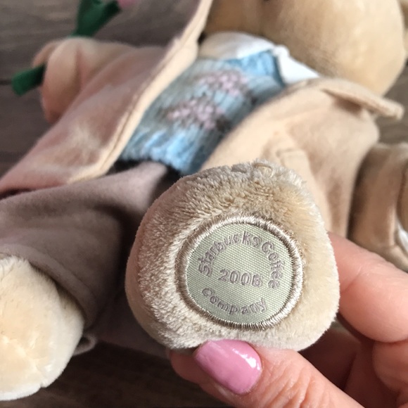 Bundle of Starbucks bear plush and star plate - Picture 6 of 8